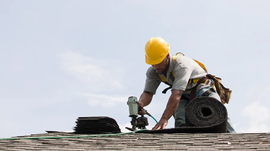 10 Tips to Find a Great Roofing Contractor