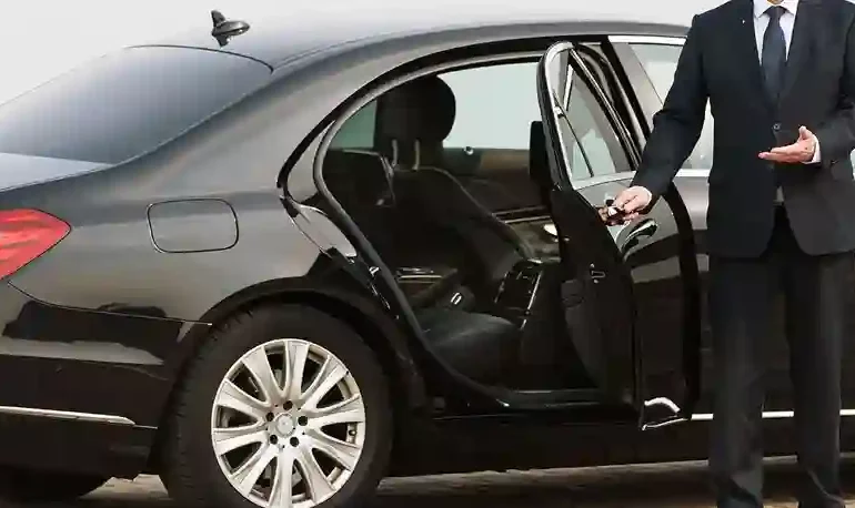 Unveiling the Extravagance of Toronto Limo Services: Luxury and Convenience Redefined